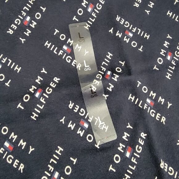 Tommy Hilfiger Women's V Neck All Over Logo Printed T Shirt Tee Navy Large L - Picture 2 of 6